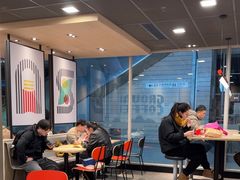 -麦当劳(轻轨曹杨路店)