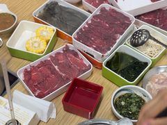 -杨老板·海鲜集市火锅·鲜切牛肉(中防万宝店)
