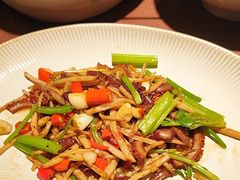 -荷栖小院·品质江西菜(红谷滩店)