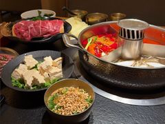 -晓宇重庆火锅(西安荟聚店)