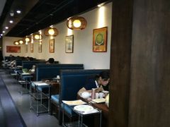 卡座-重庆德庄火锅(体育中心店)