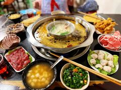 -邓莽子老火锅(中兴路总店)