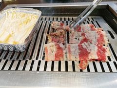 -臻牛烤肉
