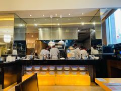 -上海西藏大厦万怡自助餐厅(徐汇店)