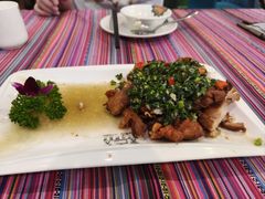 -香巴拉云南餐厅(华莱坞店)