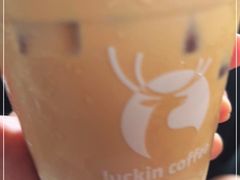 -瑞幸咖啡(长城万富汇店)