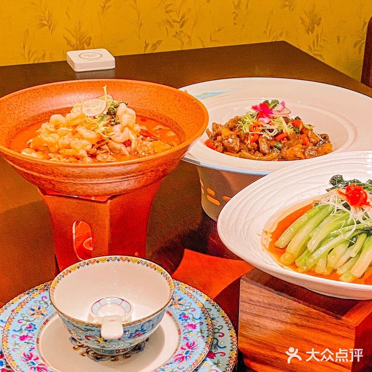 品武汉味道|汉街古风餐厅天花板