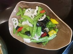 -梧桐树下(云锦世家店)