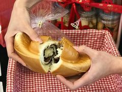 -红宝石·鲜奶小方·海派西点房(南丹店)