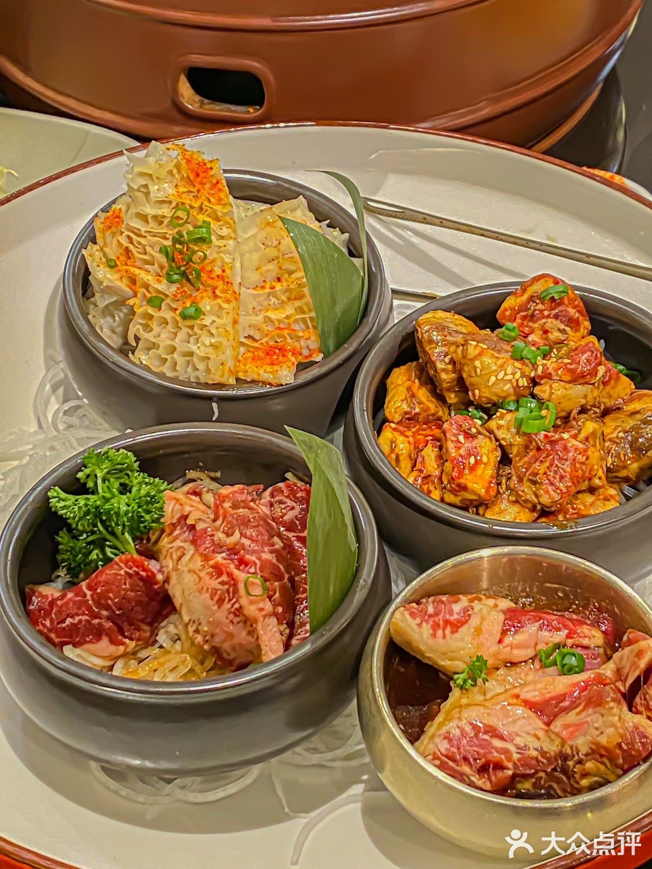 饭点需要排队，吃的还都是回头客， 推荐菜品