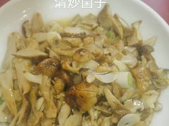 -邱二餐馆