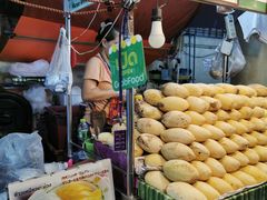 -Nings Mango Stand
