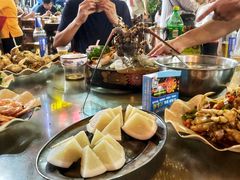 -三亚火车头万人海鲜广场