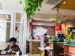 大堂-嘉和一品粥(津华昌道店)
