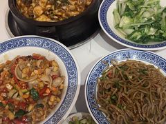 -客家大院·非遗赣南客家菜(郁孤台店)