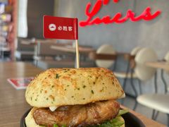 -必胜客(航洋国际店)