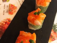 三文鱼脆虾彩虹卷-Sushi Love 创意寿司(丽影广场店)