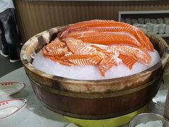 -四囍码头海鲜烧烤自助火锅(外滩南京东路悦荟广场店)