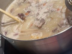 -尚尚仙·酸汤猪手·猪肚鸡火锅(华联万柳购物中心店)