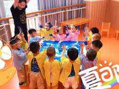 -小门牙好性格托育(北外滩中心)