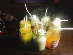 -Cocomangas Shooter Bar