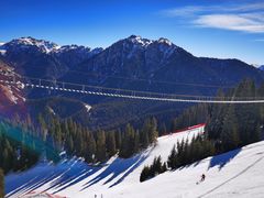 -丝绸之路山地度假区滑雪场