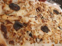 -必胜客(东大桥店)