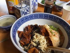 -沪西老弄堂面馆(定西路店)