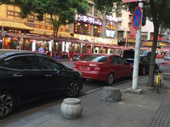 -吉庆街美食广场