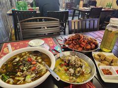 -阿甘龙虾·重庆麻麻鱼(中豪店)
