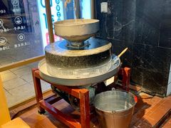 -呷佬·长沙手工米粉(金沙江路店)