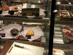 面包甜点陈列柜-星巴克臻选(成都环球乐天店)