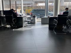 -北京鹏龙大道奔驰4S店(纪家庙店)