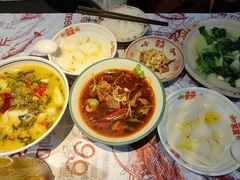 -耙吉吉川味小酒馆(本地人回头店)