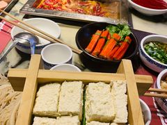 -月满大江火锅(总府路店)