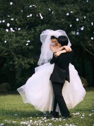 -雨墨婚纱摄影工作室
