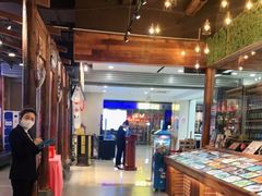 -宝燕海货工场(长江国际店)