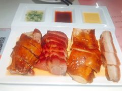 -新大咀港式茶餐厅(宝山万达店)