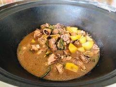 铁锅炖鸡-山沟沟羊小馆&烤全羊羊肉汤(麦岛店)