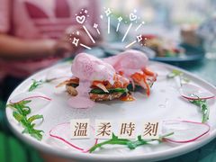粉粉的班尼迪克蛋-CHILLAX轻乐时(侨建·Hi City店)