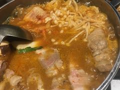 牛肉泡菜锅-小句号·精致料理(江南环球港店)