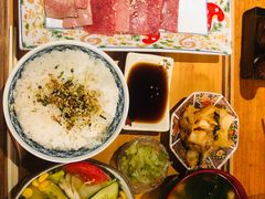 -肉魁屋·烧肉·烧鸟·酒场(高新店)