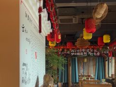 -头上红煨盐鸡·非遗院子餐厅