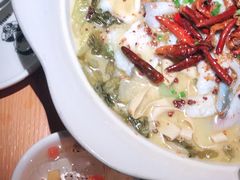 -江渔儿酸菜鱼专门店(明珠广场店)