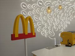 -麦当劳(徐汇漕溪北路百脑汇店)