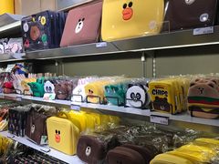 -LINE FRIENDS Garosu-gil Flagship Store