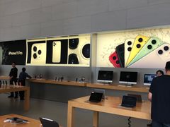 -Apple零售店(华贸购物中心店)