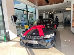 -宁波宝信宝马4S店(江北日湖店)