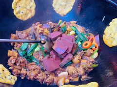 -曹丞相·地锅鸡·地锅鱼(武林店)