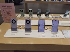 -华为授权体验店(中山公园来福士)